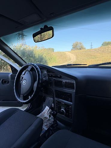 даево матиз 1: Daewoo Nexia: 2011 г., 1.6 л, Кол менен иштөөчү, Бензин, Седан — 5