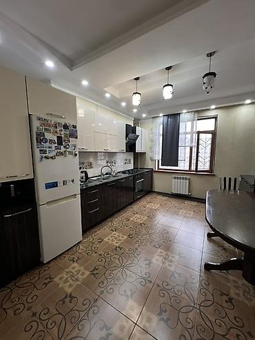 flat in osh: 4 комнаты, 7 мкр Собственник, Без животных, от 6 месяцев, от 1 года, С мебелью полностью — 8