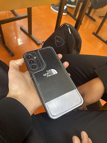 Samsung Galaxy A24 4G, Б/у, 128 ГБ, цвет - Черный, 1 SIM, 2 SIM, eSIM