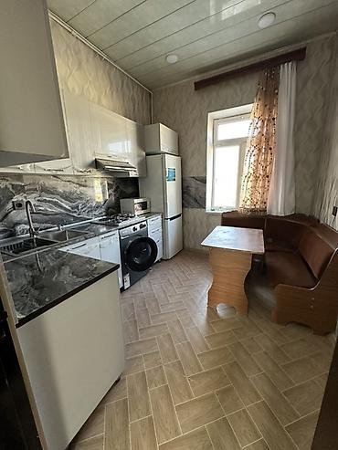 balkon masa: Mətbəx mebeli və texnika dəsti - Hündürüst divar boyunca — 2