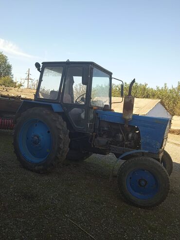 turbo.az kreditde olan avtomobiller: Traktor biləsuvar rayonundadır ot bağlayanda var tək və bi̇rli̇kdə də