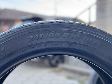 245: Летние шины Kumho, бескамерные (Radial Tubeless), размер 245/50 R19 — 2
