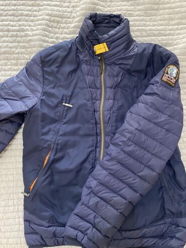 мужская куртка зимняя: Легкая мужская куртка Parajumpers из серии Featherweight, выполненная