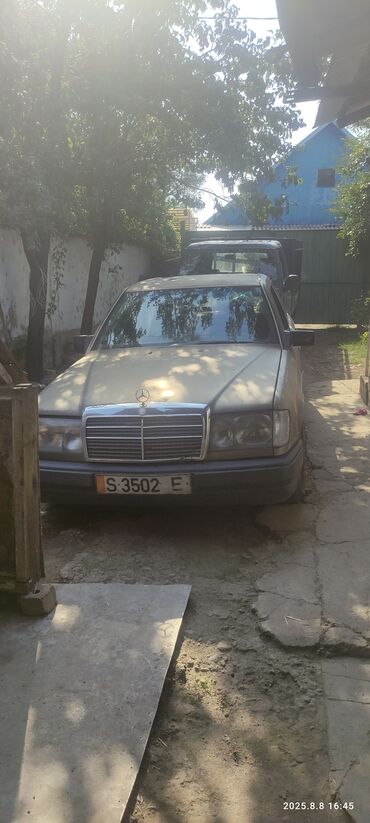 чехол для машины бишкек цена: Mercedes-Benz W124: 1990 г., 0.2 л, Механика, Бензин, Седан