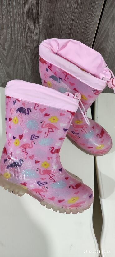 Детская обувь: Детская обувь (несколько пар, разные модели и цвета) цены и размеры — 9