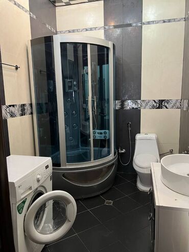 Uzunmüddətli kirayə mənzillər: Mənzil kirayə verilir. Şəhərin ən lüks və mərkəzində yerləşən yeni — 12