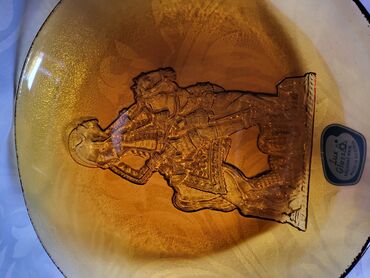 Ostalo posuđe: Univezalni tanjir,nov,vintaz Lux glass Austrija. Univerzalni na lalafo.rs — 13 Ostalo posuđe: Univezalni tanjir,nov,vintaz Lux glass Austrija. Univerzalni — 13