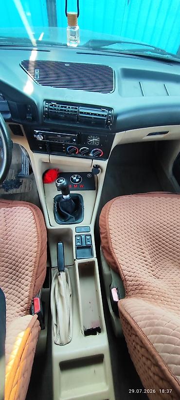 rox 01: BMW 5 series: 1990 г., 1.8 л, Механика, Бензин, Седан — 5