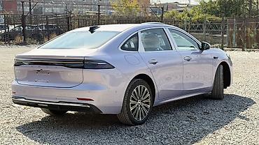Geely: Geely Galaxy A7. Автомобиль вошел в книгу рекордов Гинеса, больше — 7