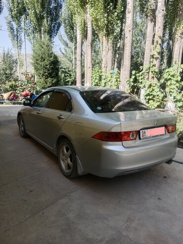 авто машина лабо срочно продаю: Honda Accord: 2002 г., 2 л, Автомат, Бензин, Седан