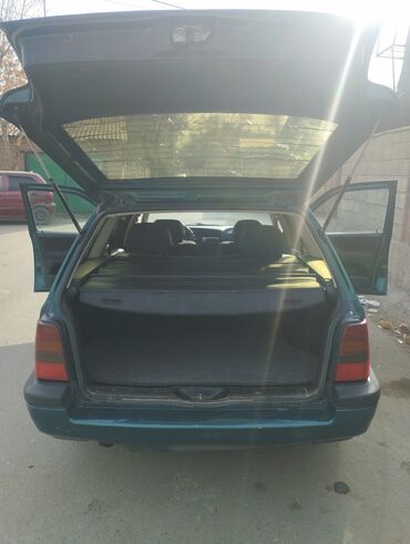 Volkswagen: Volkswagen Golf Variant: 1995 г., 1.8 л, Автомат, Бензин, Универсал — 13