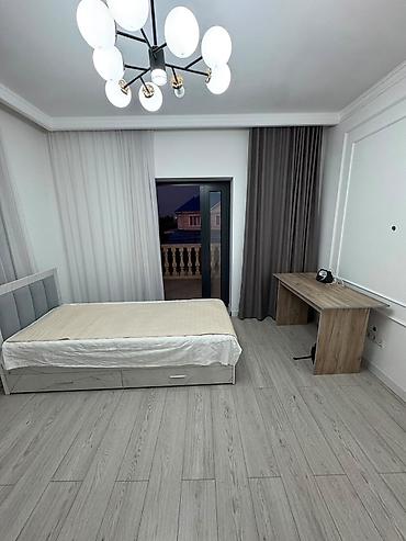 Үйлөр: 4 бөлмө, 300 м², 7 соток, Бишкек — 4