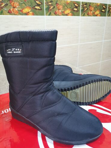 Сапоги: Продам новые сапоги зимние на меху. Размер 39 — 2