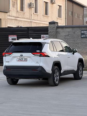 raf: Toyota RAV4: 2022 г., 2.5 л, Автомат, Гибрид, Внедорожник — 3