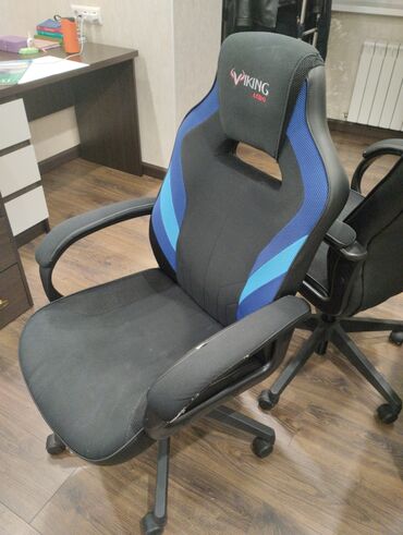 офисная бумага а4 оптом бишкек: Продаются 2 геймерских кресла фирмы Viking. 5к за 2 кресла