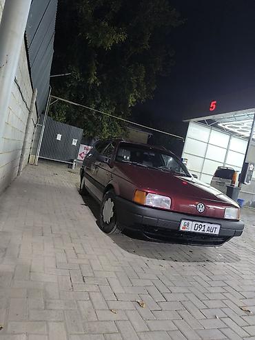Volkswagen: Volkswagen Passat Variant: 1993 г., 1.8 л, Кол менен иштөөчү, Бензин, Универсал — 3