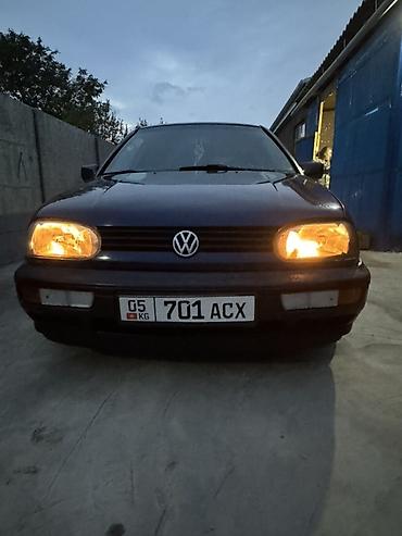 Volkswagen: Volkswagen Golf: 1993 г., 1.8 л, Механика, Бензин, Седан — 5