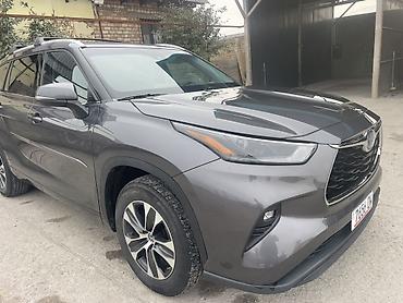 Toyota Highlander: 2022 г., 2.5 л, Автомат, Бензин, Кроссовер at lalafo.kg — 2 Toyota Highlander: 2022 г., 2.5 л, Автомат, Бензин, Кроссовер — 2