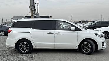 Kia: Kia Carnival: 2019 г., 2.2 л, Автомат, Дизель, Минивэн — 4