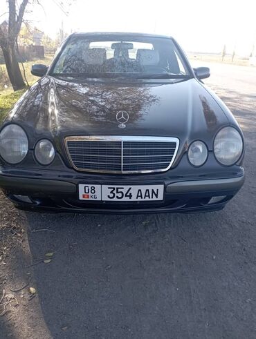 Mercedes-Benz: Mercedes-Benz : 2001 г., 2 л, Механика, Бензин, Седан