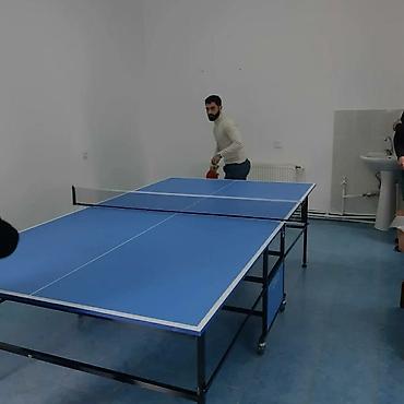 nerd: Təkərli yığılıb açılan rahat daşınan tenis stolu. Yenidir Ölçüləri tam — 4