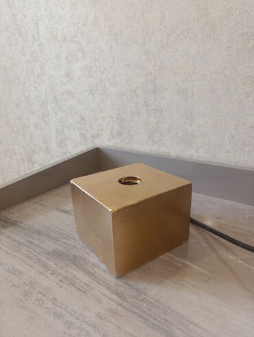 Stol lampaları: Beton korpuslu, abstrakt dizaynlı masa lampası. Daxili işıqlandırma -da lalafo.az — 15 Stol lampaları: Beton korpuslu, abstrakt dizaynlı masa lampası. Daxili işıqlandırma — 15