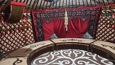 Аренда юрт: Аренда юрты, Каркас Деревянный, 85 баш, Казан, Посуда, С полом — 4