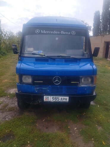 мерс грузовой 817: Легкий грузовик, Mercedes-Benz, Б/у