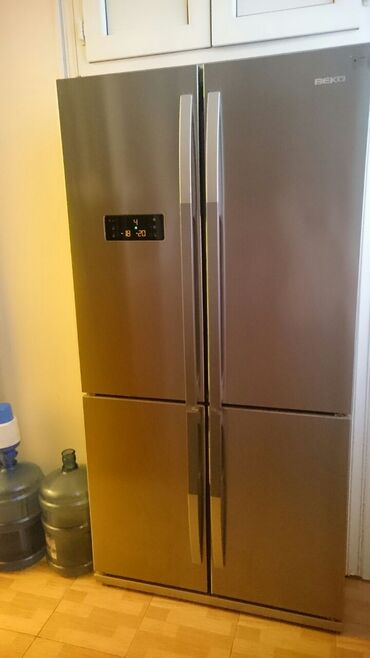 Otaqların uzunmüddətli kirayəsi: Studio tipli, tam mebelləşdirilmiş otaq və mətbəx dəsti. - Otaq — 18