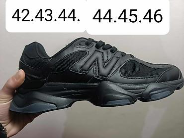 Patike: Svi modeli po 2850 din
br 36 do 46 — 18