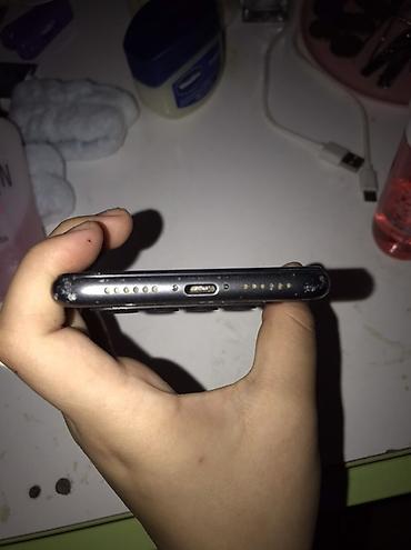 Mobil telefonlar: IPhone 11, Qara, Face ID — 8