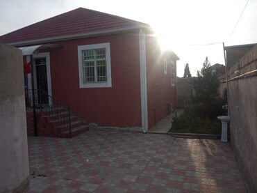ramana həyət evi: 3 otaqlı, 100 kv. m, Orta təmir