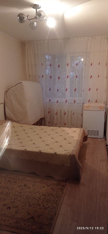 продам квартиру 3 комнатную: 3 бөлмө, 60 кв. м, 104-серия, 3 кабат, Косметикалык ремонт