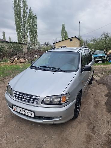 Toyota: Toyota Picnic: 2000 г., 2.2 л, Ручные, Дизель, Универсал — 3