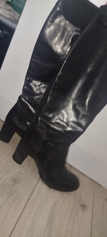 сапоги из собачьей шерсти: Өтүктөр