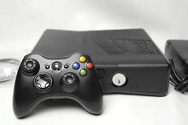igrice za decu: U ponudi XBOX 360. Konzola je vrlo korektno očuvana sa malim znakovima — 2