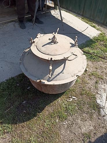 Толстостенный чугунный казан объемом 125л 1959г