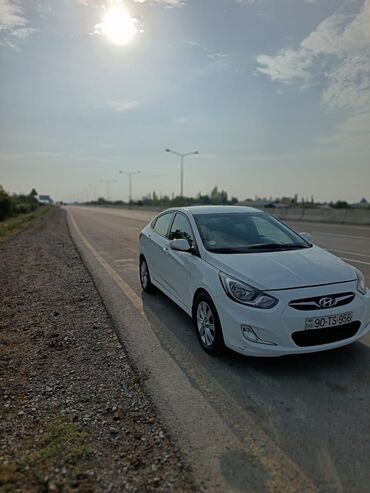 maşın hunday: Hyundai Accent: 1.6 l | 2012 il Sedan