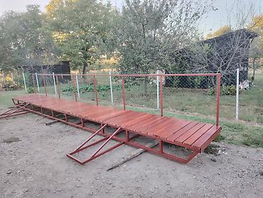 nameštaj m: Metalno-drvena klupa/tribina za dvorišta, sportske terene i — 4