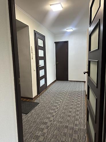 Квартиры: 3 комнаты, 65 м², Золотой квадрат 4 этаж — 8