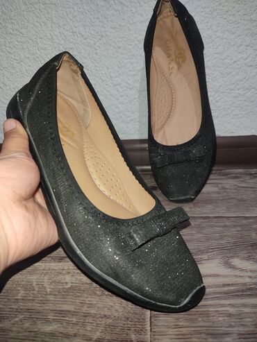 обувь puma: Очень милые и стильные весенний, летний туфли балетку продам на