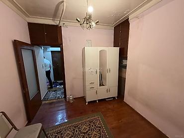 ucuz evler satilik: Bakı, 8-ci mikrorayon, 3 otaqlı, Köhnə tikili, 80 kv. m — 3