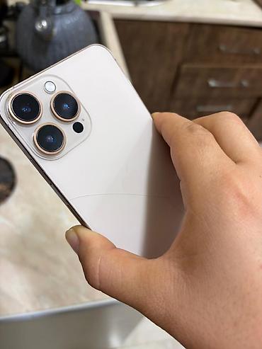 yığılma telefon: IPhone 16 Pro Max, 64 GB, Qızılı — 2