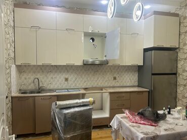 Tecili Metbex mebeli 700m satilir. Ölçu 4,80, 1-ilin mebelidi