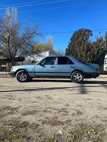 двери чанган: Mercedes-Benz W124: 1986 г., 2.3 л, Механика, Бензин, Седан — 5