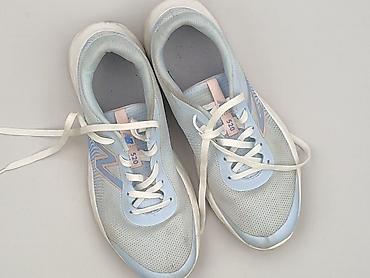 buty 2022: New Balance, Sneakersy damskie, rozmiar 40 — 1