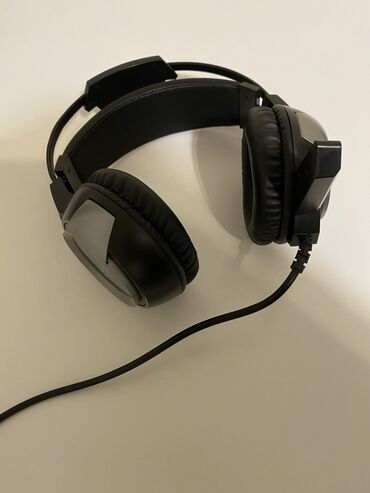 headset: Minso gaming headset Condition: very good Used but never worn