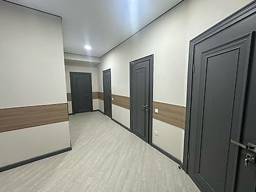 Аренда офисов, 108 м², В жилом комплексе, С отдельной кухней