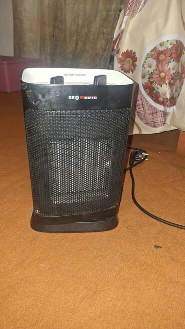 электрический обогреватели: Компактный электрический обогреватель RESOVIO с керамическим