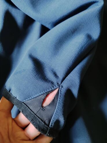 Jakne za prelazni period: Super BENCH jakna - M - Odlicna! Odlicna, BENCH jakna u super stanju — 4